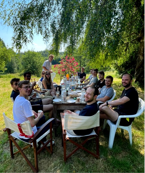 Photo de notre équipe en Team Bulding